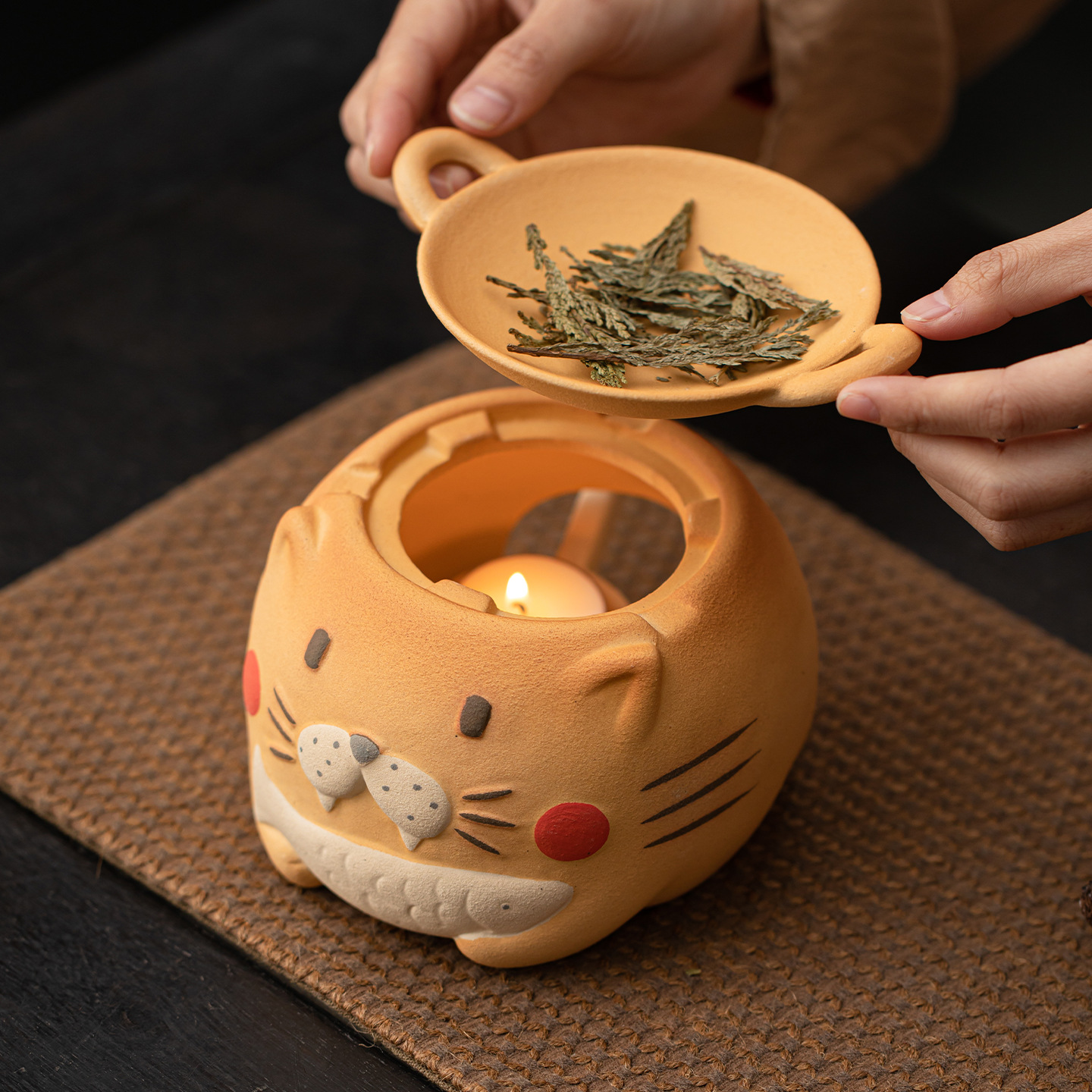 Cute Kitten Scented Fireplace  - In Home Fragrance Products recensione e prezzo