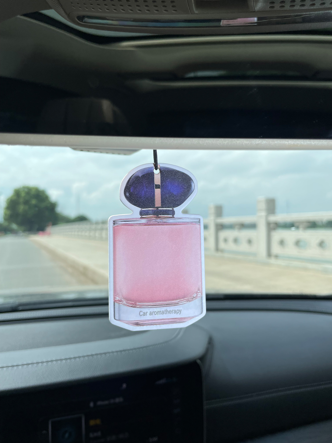 Bottle/Freesia Fresh Scent Fiv - Home Fragrance Glade recensione e prezzo